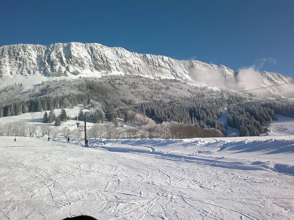 Hotel Coeur Des Montagnes Rencurel