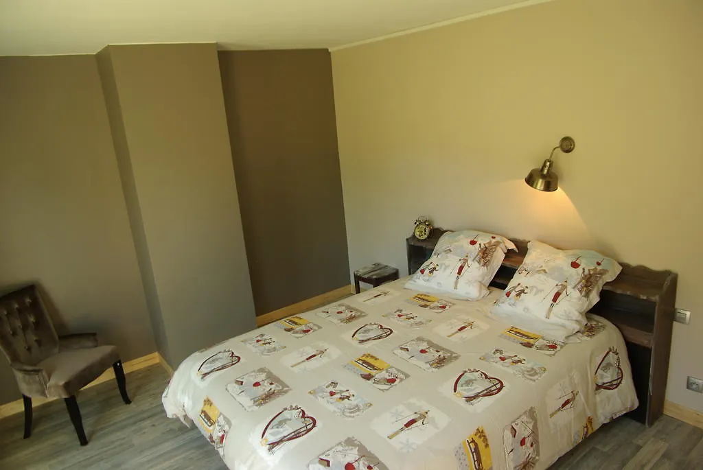 Hotel Coeur Des Montagnes Rencurel Frankreich